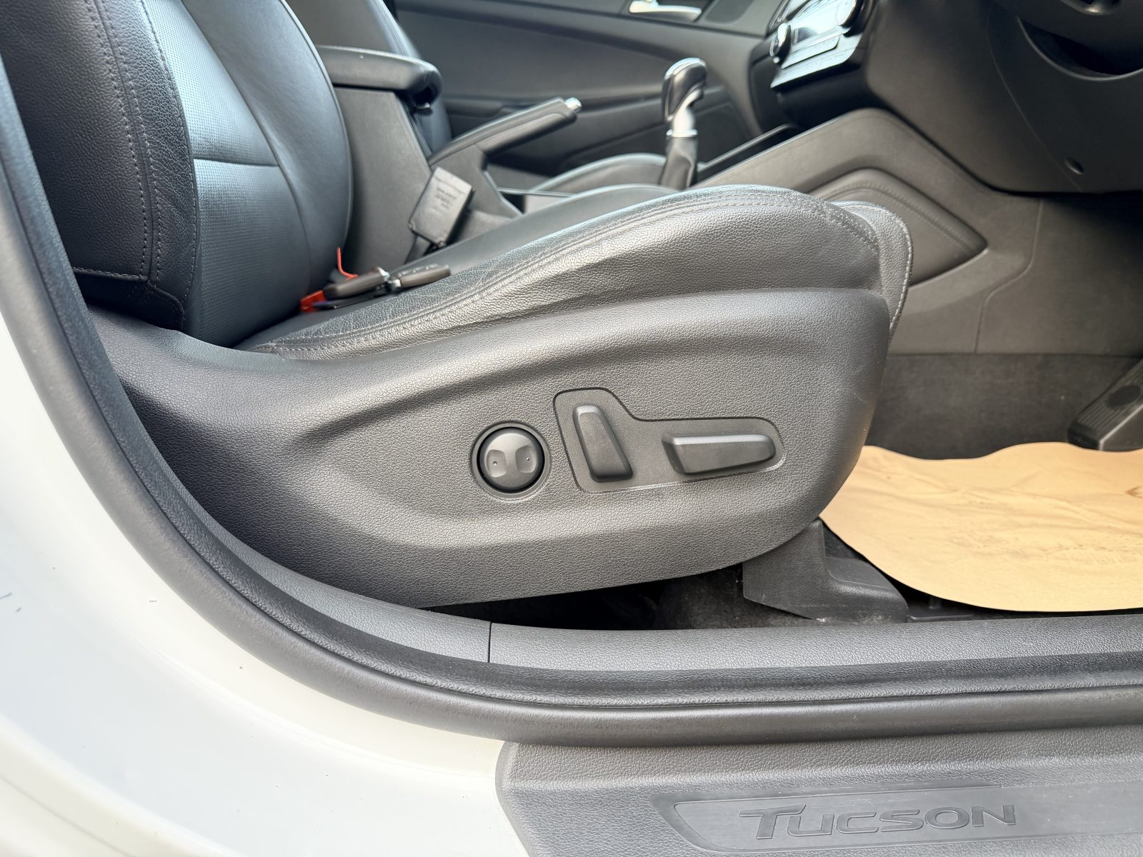 Hyundai TUCSON 2015 — photo 19