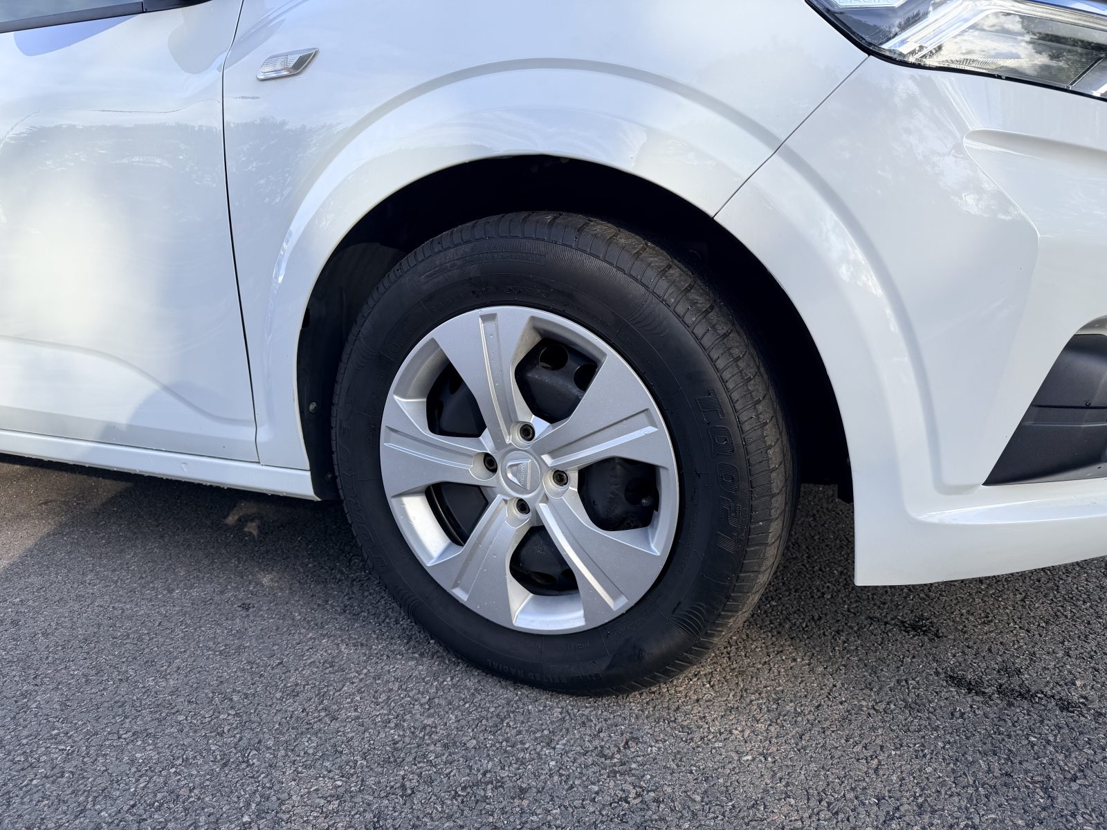 Dacia Sandero 1.0 SCe Essential Euro 6 2021 — photo 55