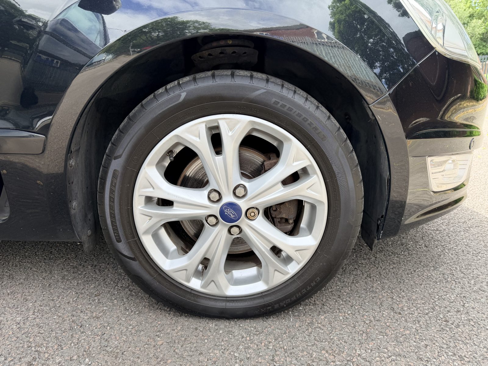 Ford Galaxy 2014 — photo 23