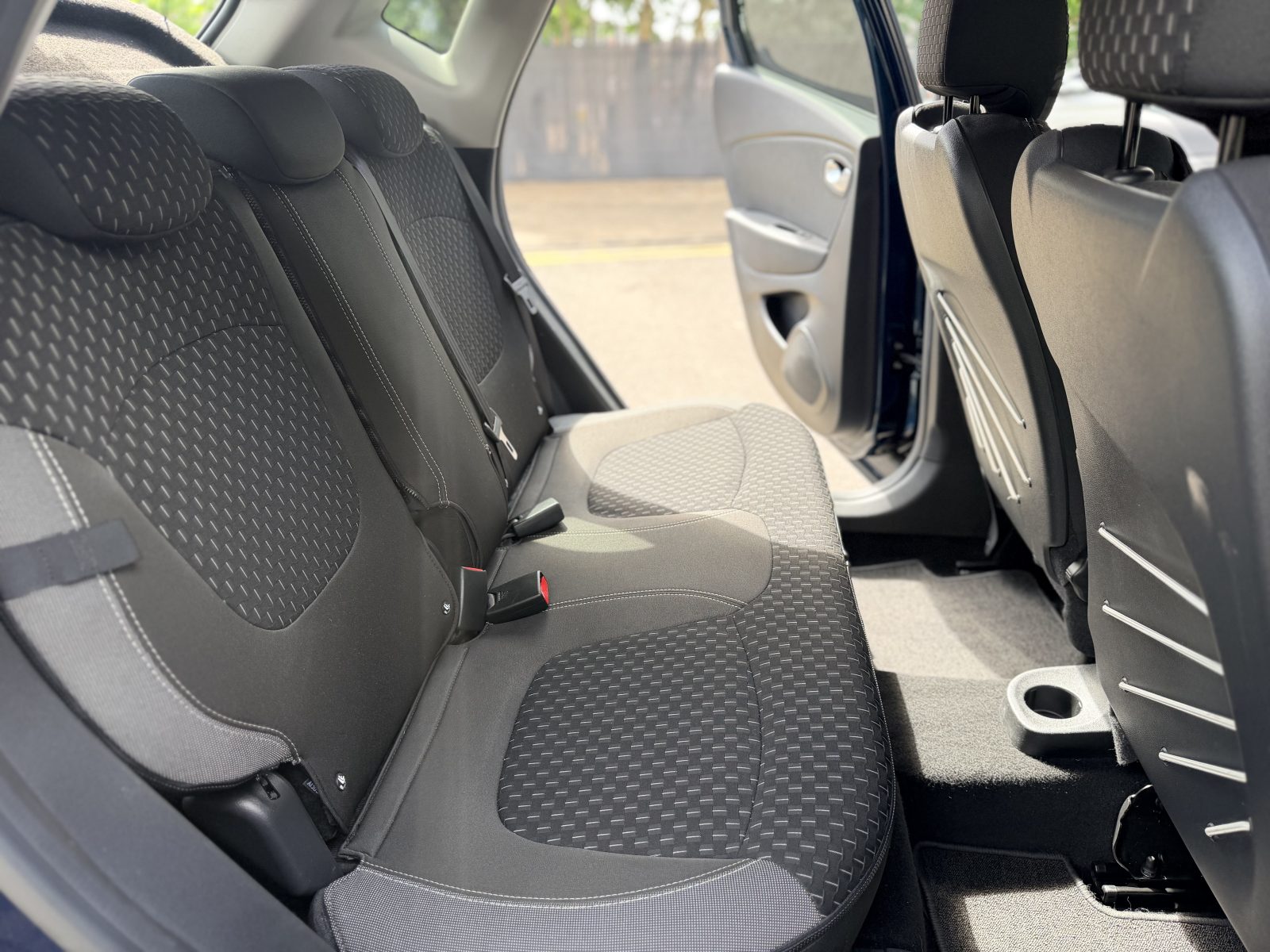 1.2 TCe ENERGY Dynamique S Nav SUV 5dr Petrol Manual Euro 6 (s/s) (120 ps) — photo 25