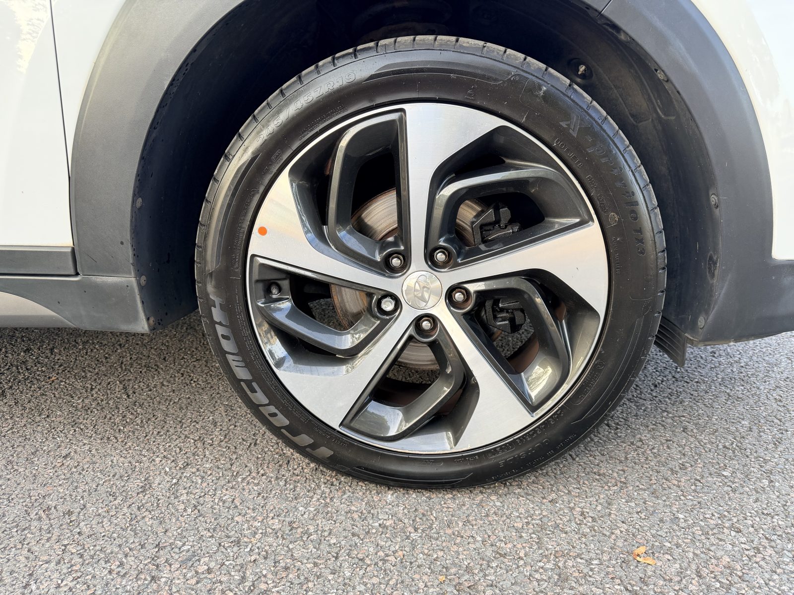 Hyundai TUCSON 2015 — photo 38