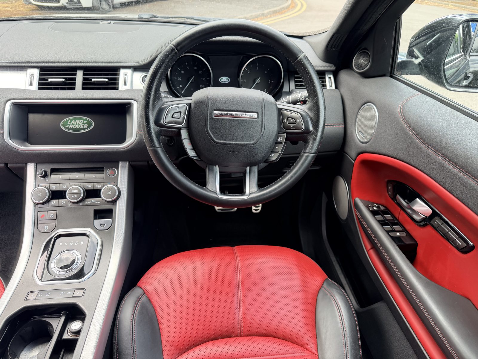 Land Rover Range Rover Evoque HSE Dynamic Auto 4WD 2017 — photo 16