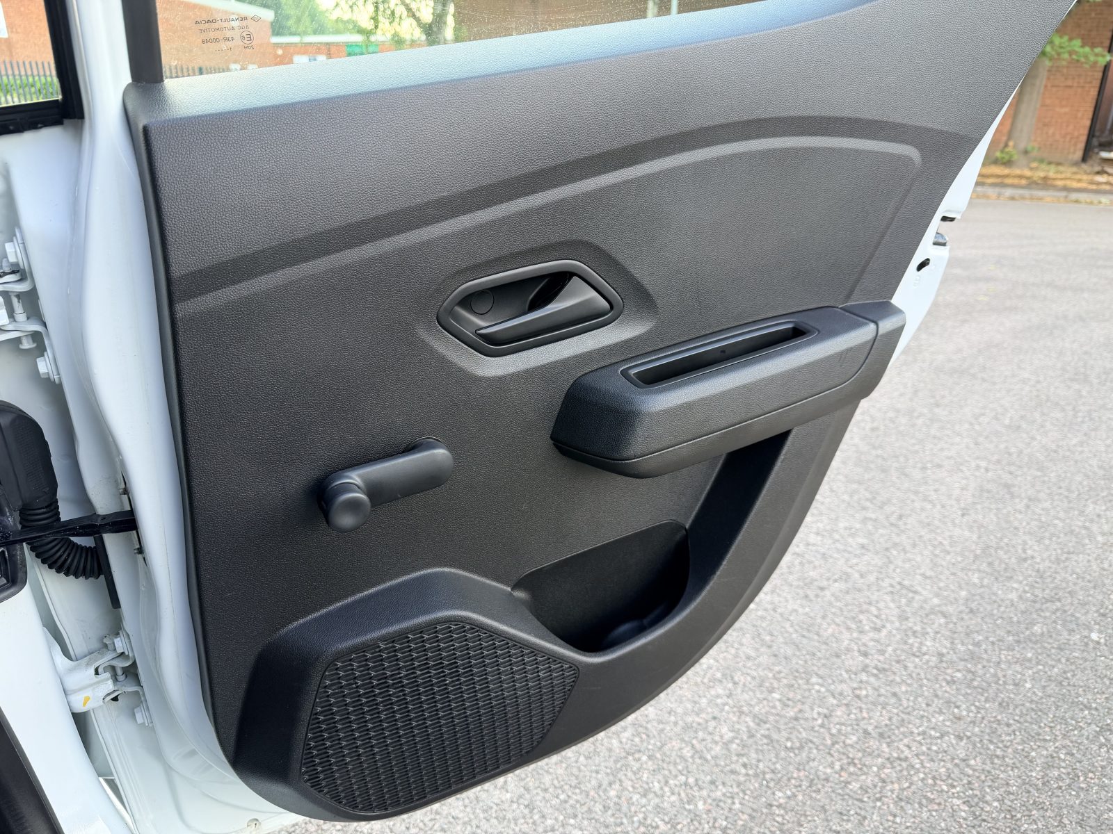 Dacia Sandero 1.0 SCe Essential Euro 6 2021 — photo 40