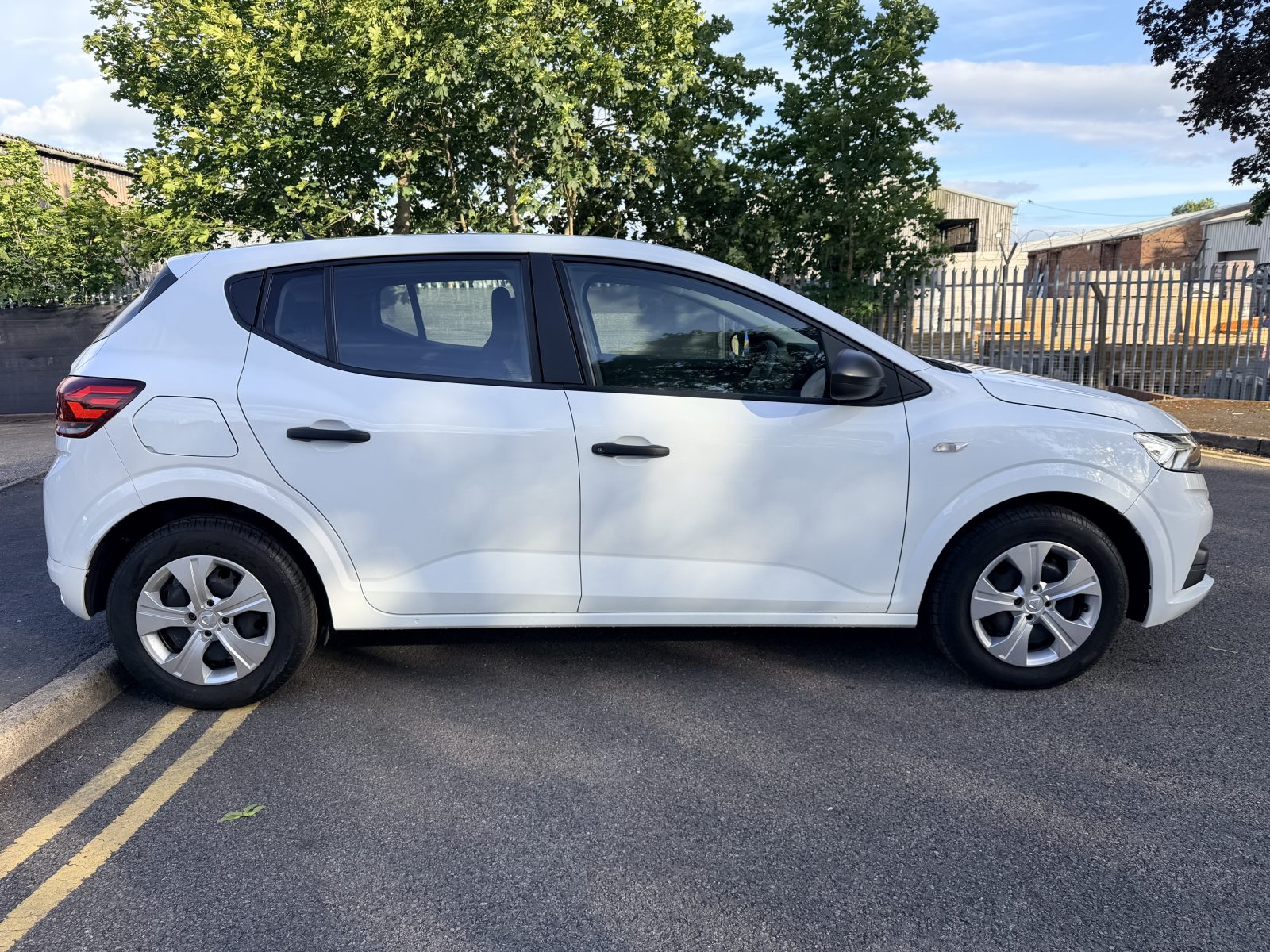 Dacia Sandero 1.0 SCe Essential Euro 6 2021 — photo 9