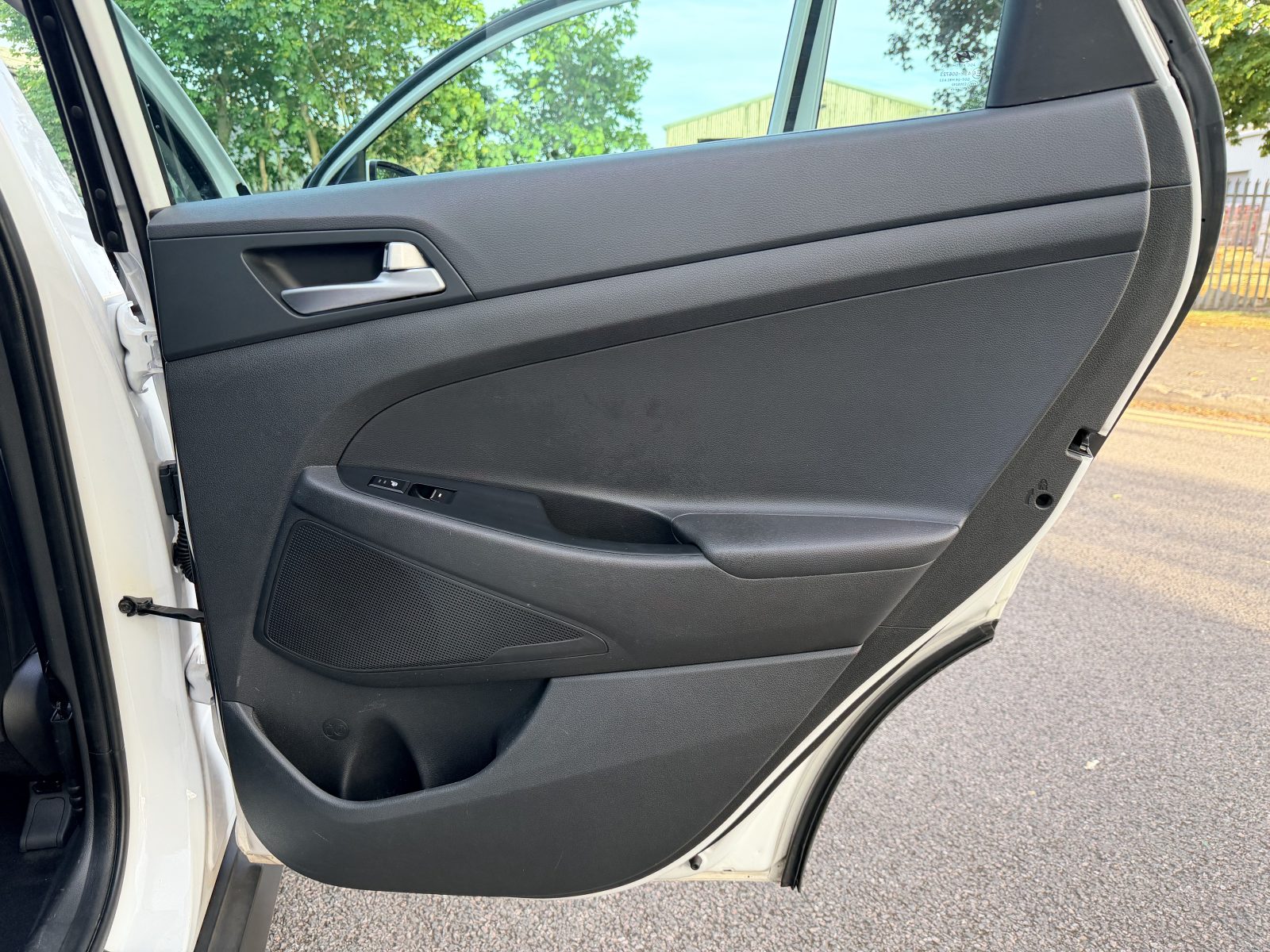 Hyundai TUCSON 2015 — photo 25
