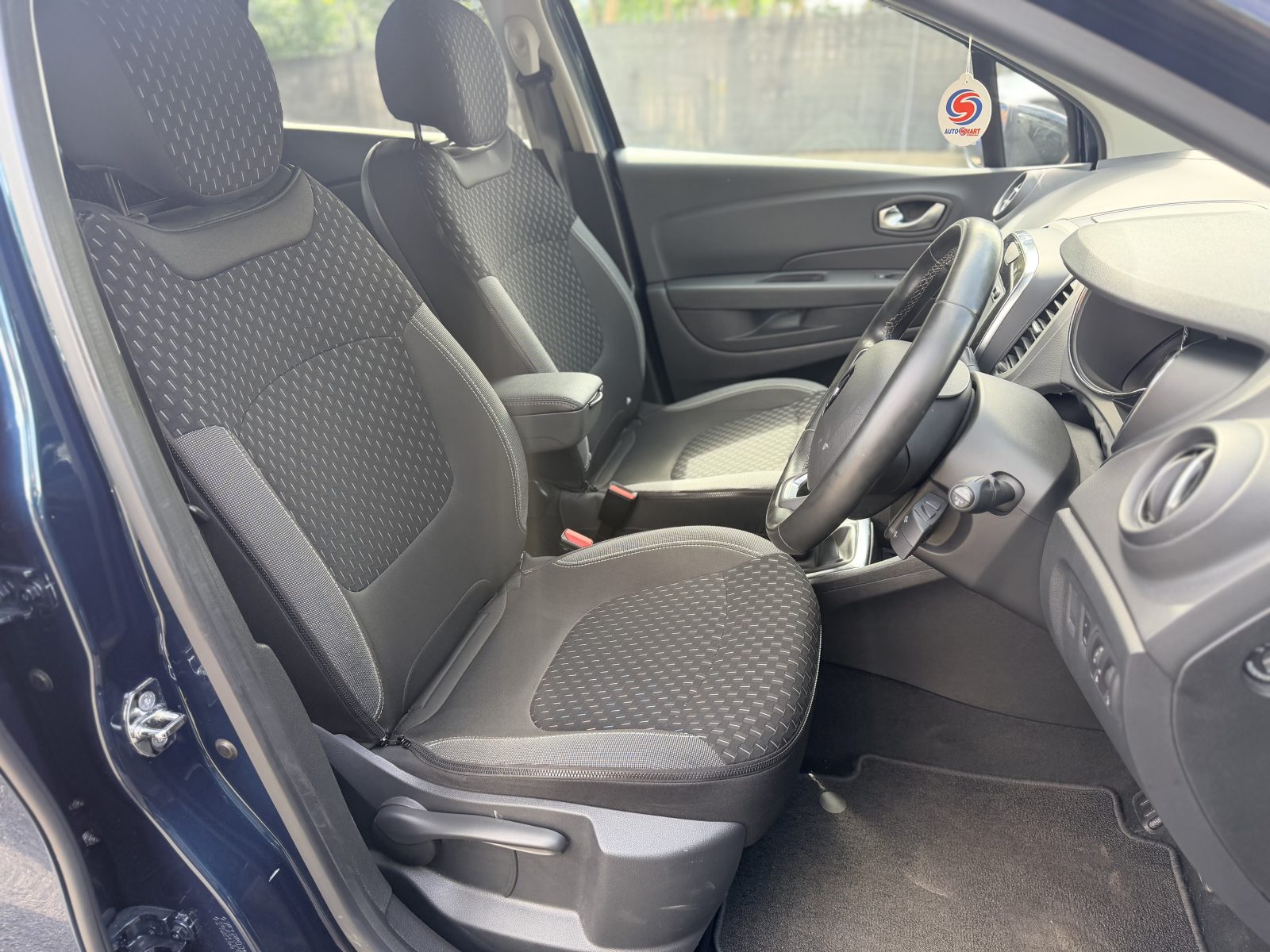1.2 TCe ENERGY Dynamique S Nav SUV 5dr Petrol Manual Euro 6 (s/s) (120 ps) — photo 14