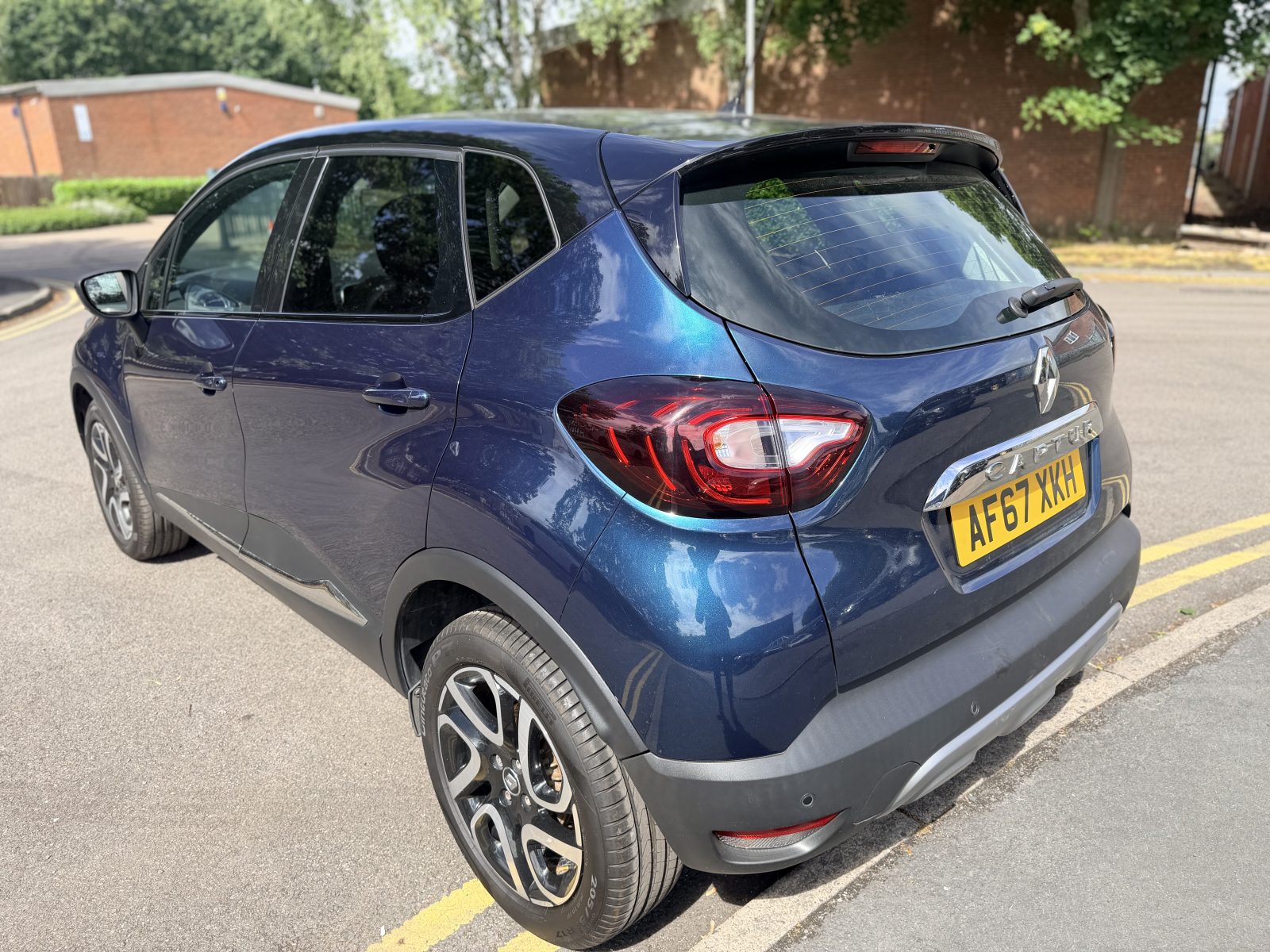 1.2 TCe ENERGY Dynamique S Nav SUV 5dr Petrol Manual Euro 6 (s/s) (120 ps) — photo 3