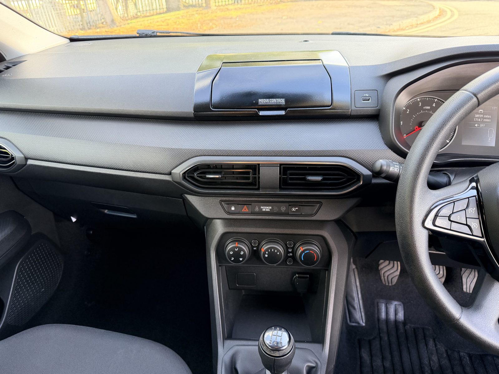Dacia Sandero 1.0 SCe Essential Euro 6 2021 — photo 15