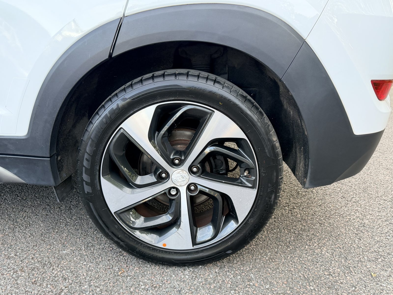 Hyundai TUCSON 2015 — photo 36