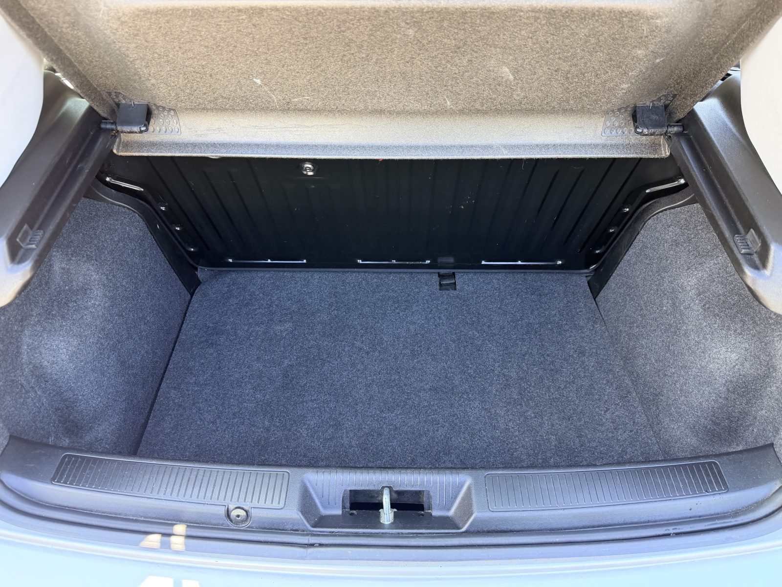 Fiat Punto Pop + 1.2 Pop + Hatchback 5dr Petrol Euro 6 (69 bhp) — photo 38