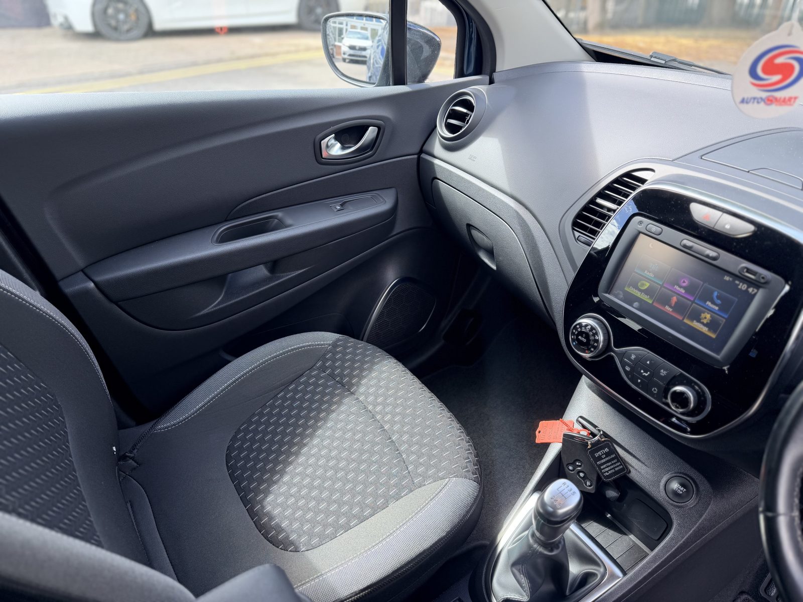 1.2 TCe ENERGY Dynamique S Nav SUV 5dr Petrol Manual Euro 6 (s/s) (120 ps) — photo 9