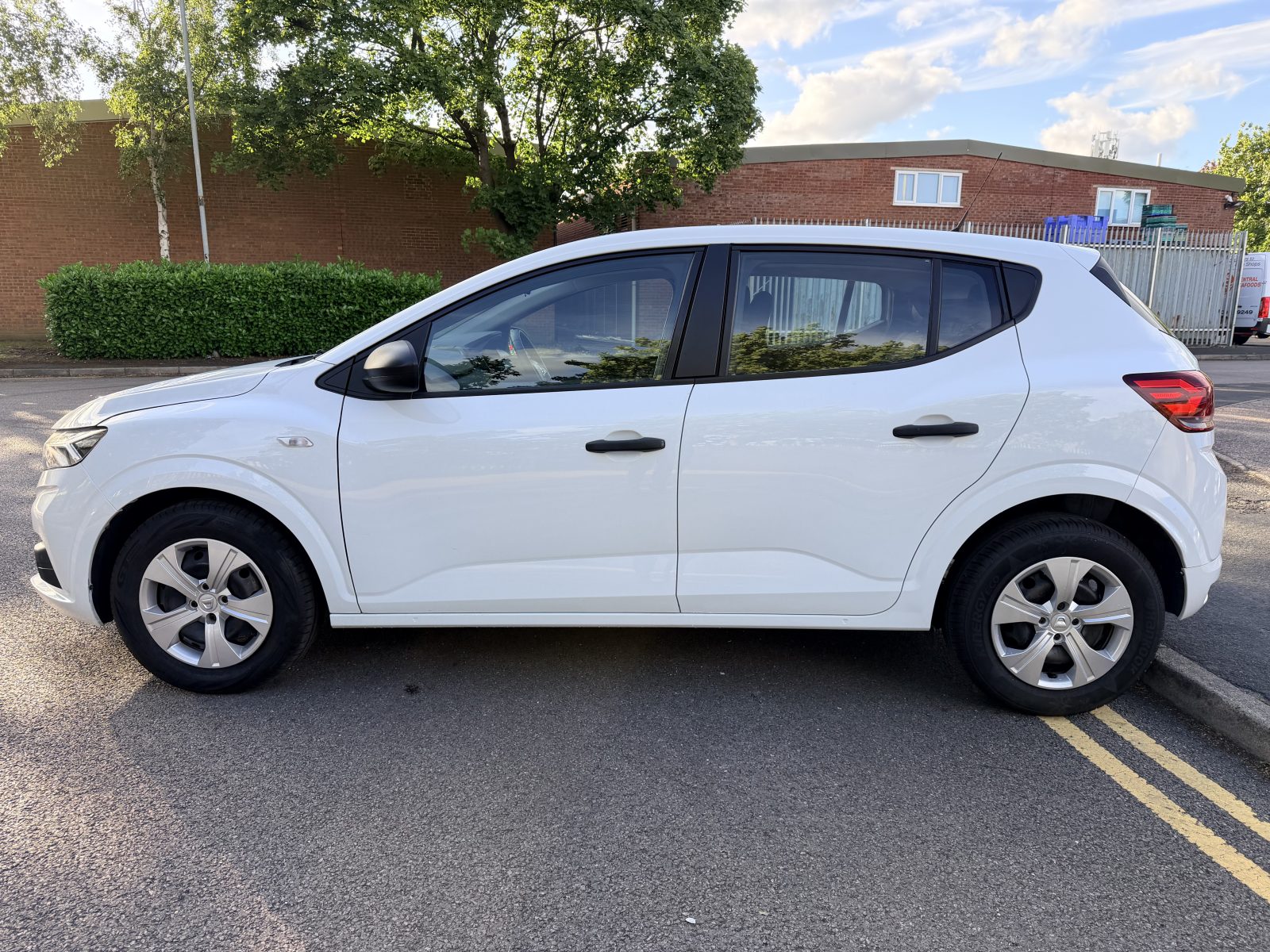 Dacia Sandero 1.0 SCe Essential Euro 6 2021 — photo 7