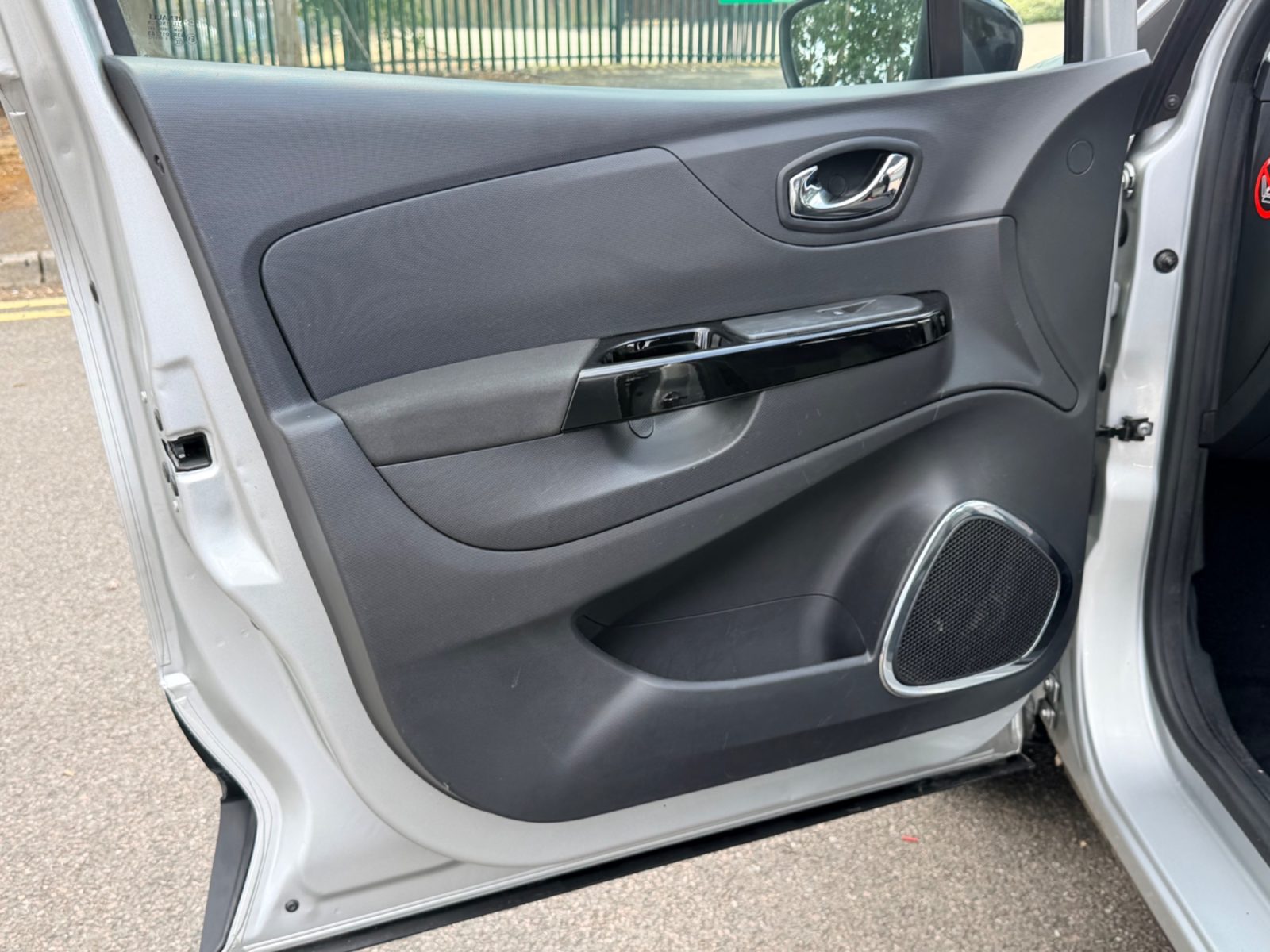 Renault Captur Dynamique Nav 0.9 TCe ENERGY Dynamique Nav Euro 6 2015 — photo 30