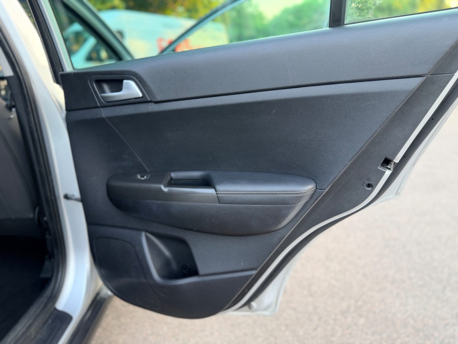 Kia Sportage 2018 — photo 52
