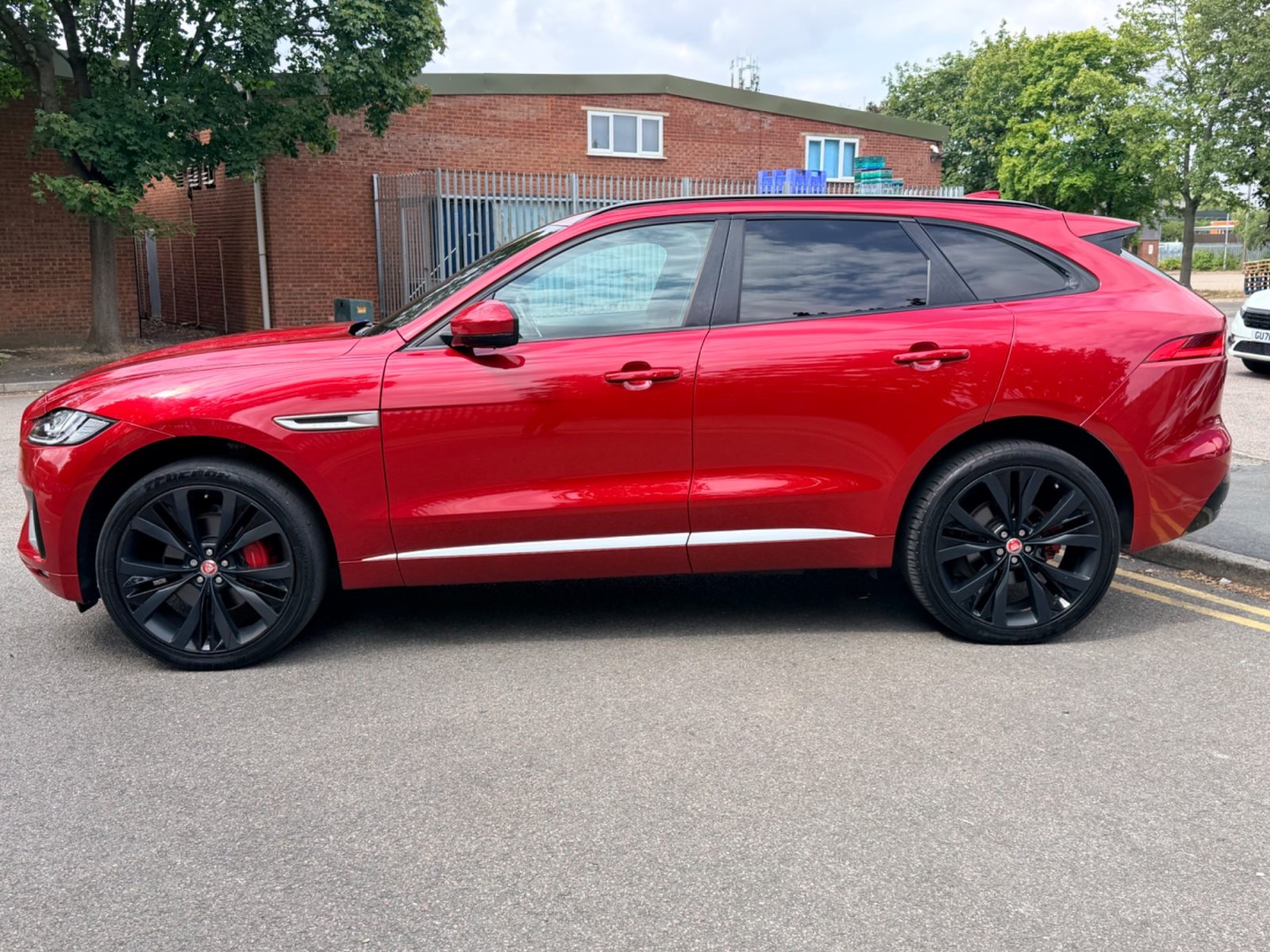 Jaguar F-PACE SUV 3.0 V6 S SUV  Petrol Auto AWD Euro 6 (s/s) (380 ps 2017 — photo 5