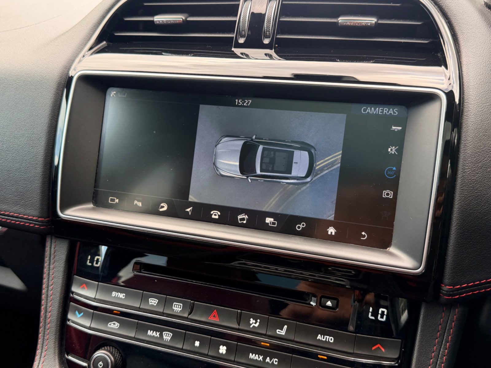 Jaguar F-PACE SUV 3.0 V6 S SUV  Petrol Auto AWD Euro 6 (s/s) (380 ps 2017 — photo 68