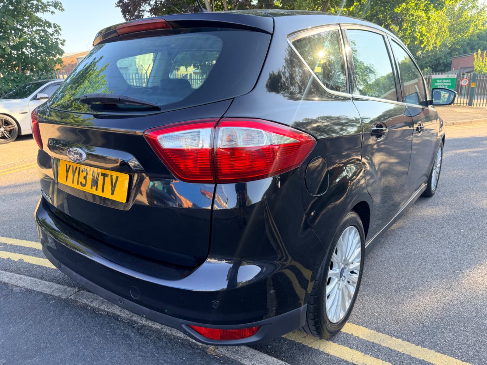 Ford C-Max Titanium 2013 — photo 7