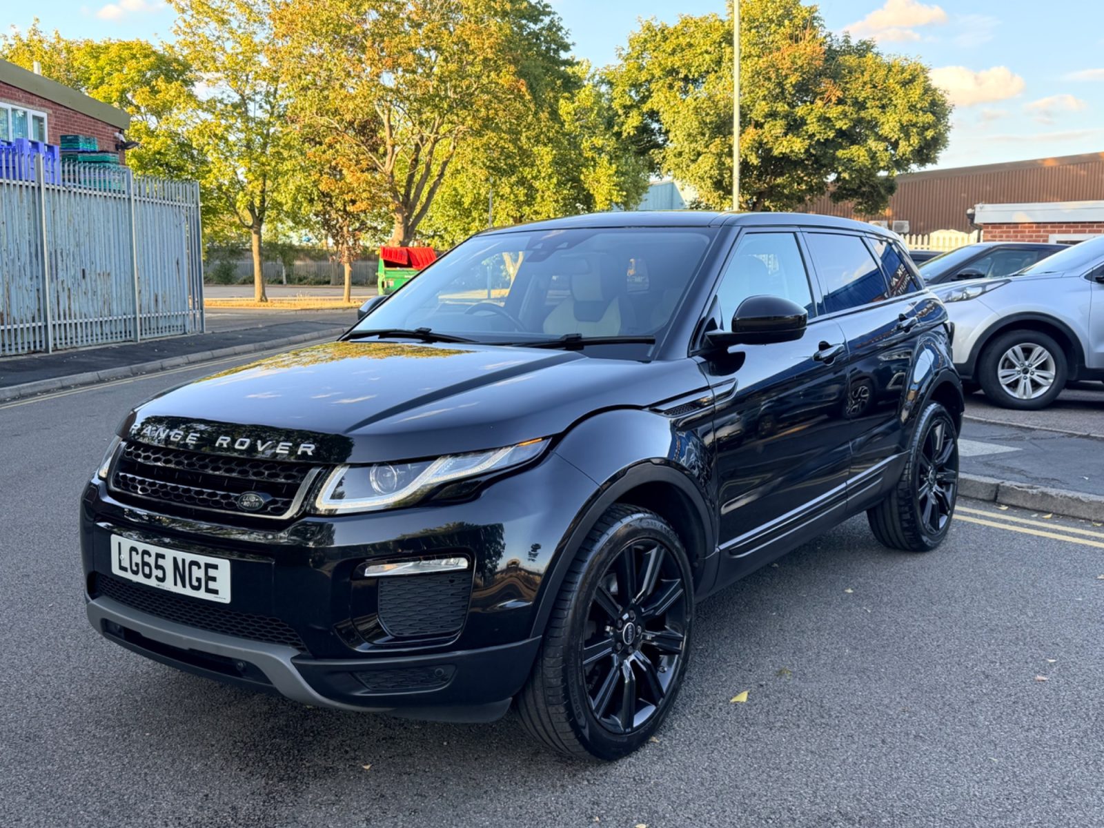 Land Rover Range Rover Evoque 2016 — photo 11