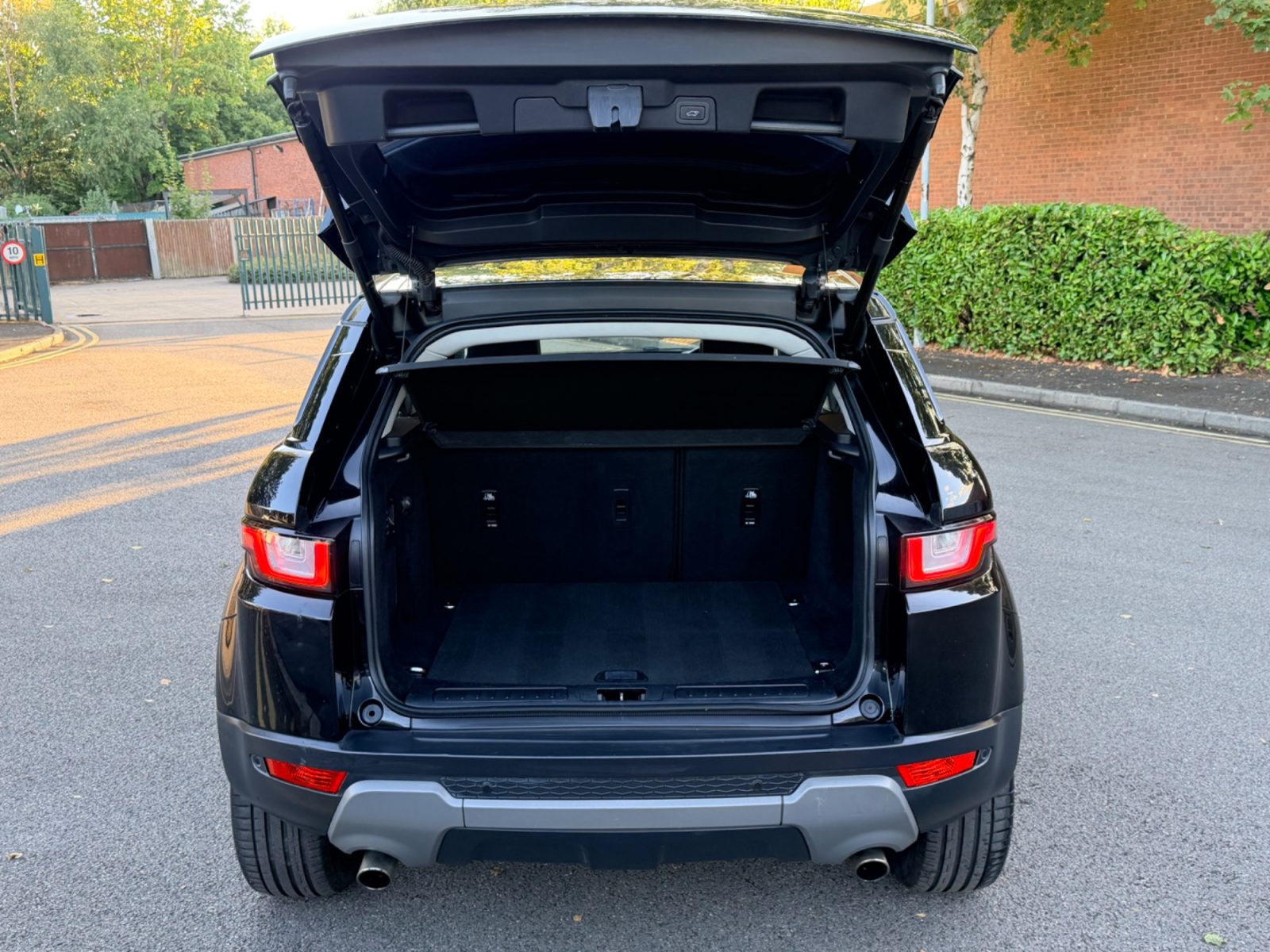 Land Rover Range Rover Evoque 2016 — photo 20
