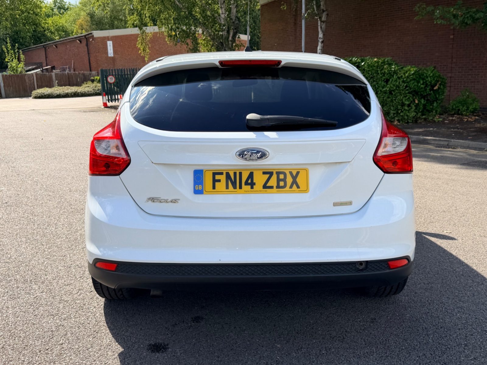Ford Focus — photo 8
