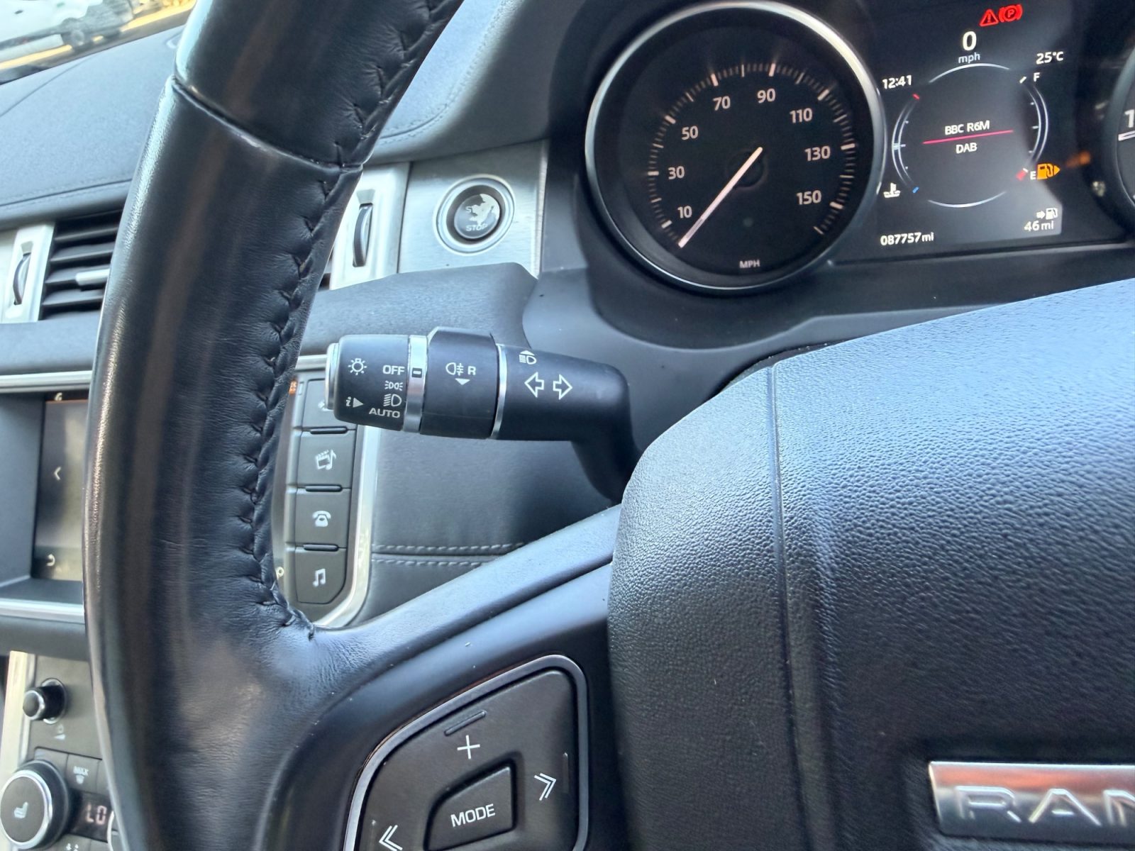 Land Rover — photo 28
