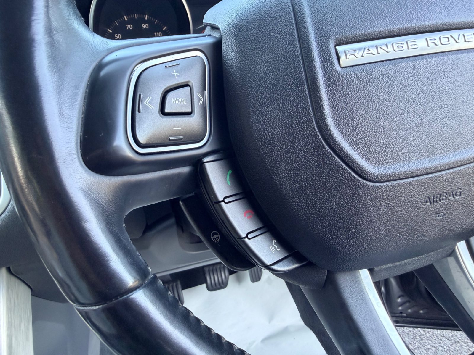 Land Rover — photo 25