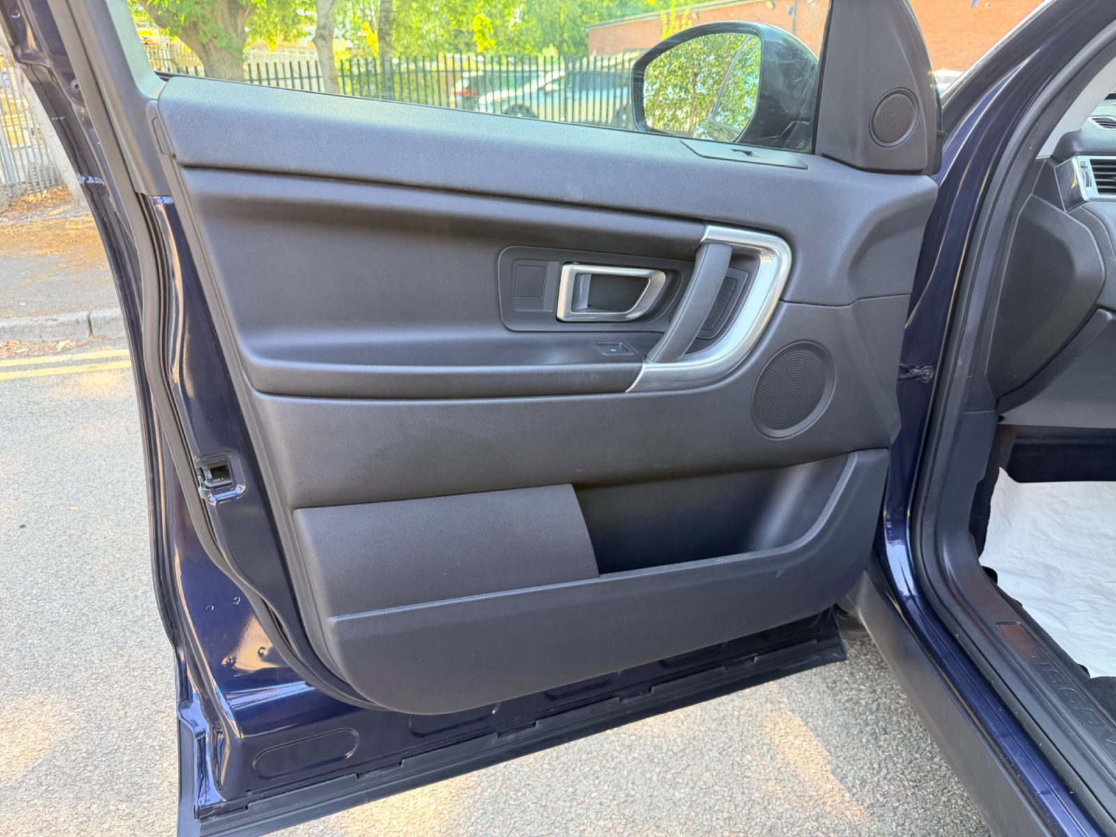 Land rover Discovery sport 2015 — photo 45