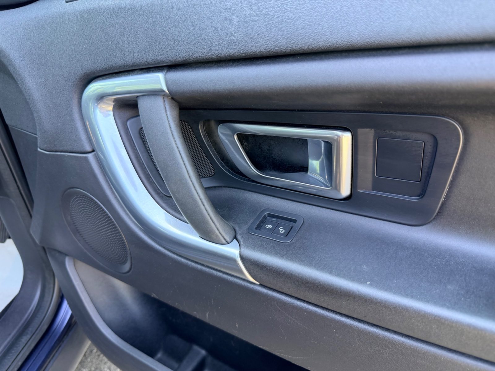 Land rover Discovery sport 2015 — photo 41